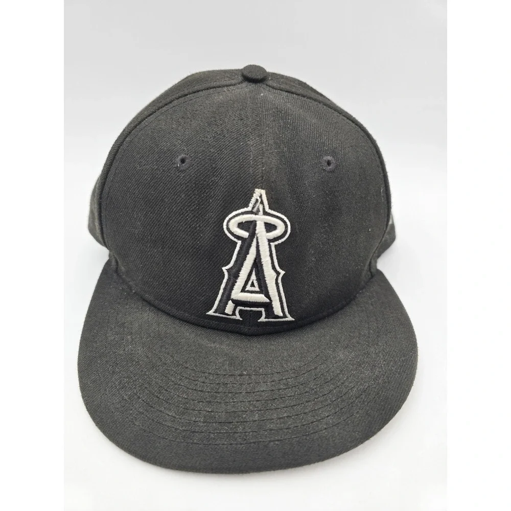 MLB Anaheim Los Angeles Angels 9FIFTY Adjustable Snap Back New Era Cap -‎ Black